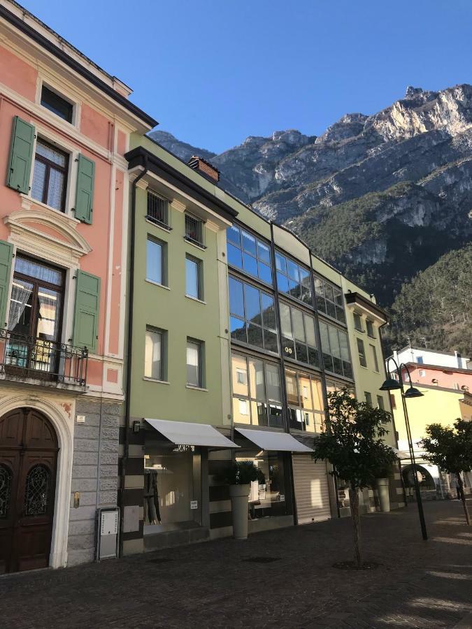 Casa Nika Lägenhet Riva del Garda Exteriör bild