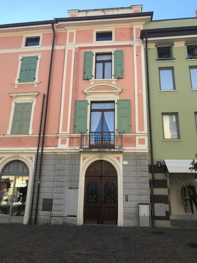 Casa Nika Lägenhet Riva del Garda Exteriör bild